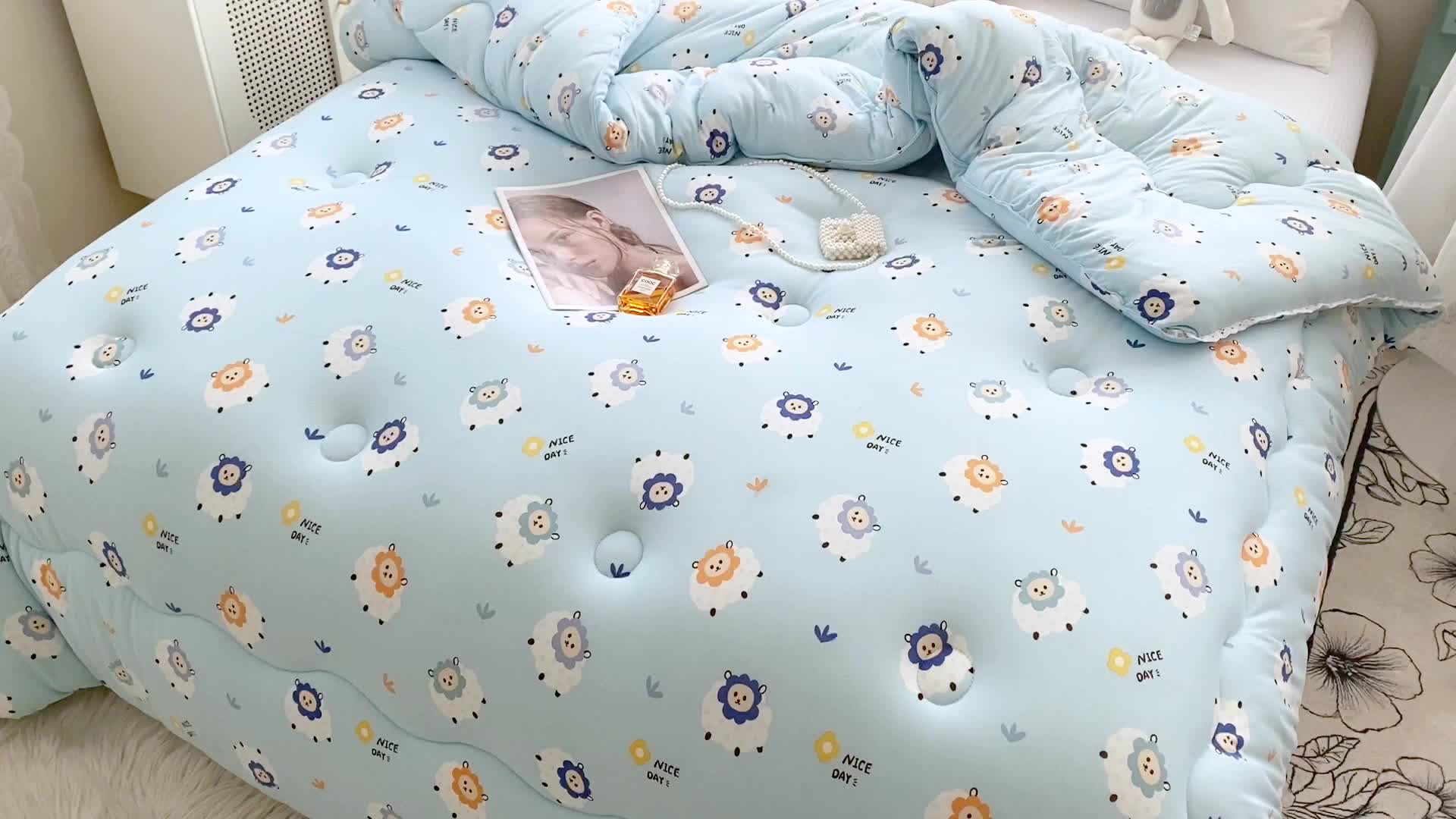 91家纺网 家纺一手货源 找家纺 畅畅A类母婴级数码印花针织棉牛奶蛋白大豆冬被春秋被 小绵羊