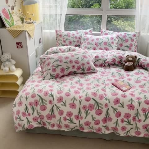 91家纺网 家纺一手货源 找家纺 雅居纺 2022新款牛奶绒印花四件套 蜜茶