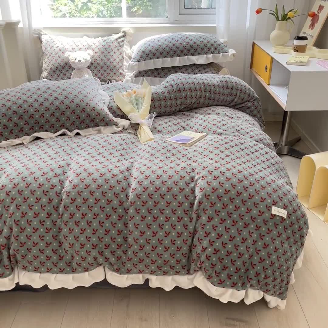 91家纺网 家纺一手货源 找家纺 安哆啦 2022新款加厚牛奶绒花边小贴标四件套 花边-法式小碎花