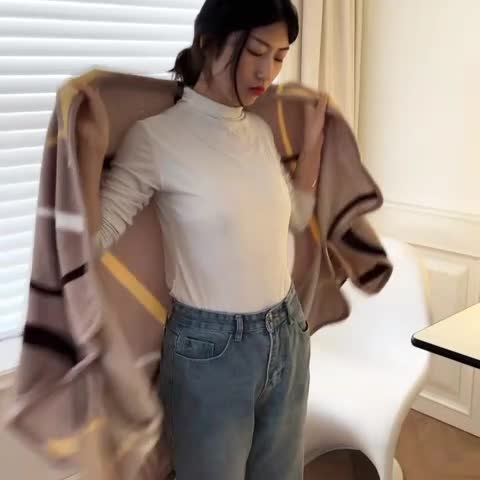 91家纺网 家纺一手货源 找家纺 舒梦琪爆款加厚小清新牛奶绒空调毯披肩毯卡通午睡毛毯 风轻云淡