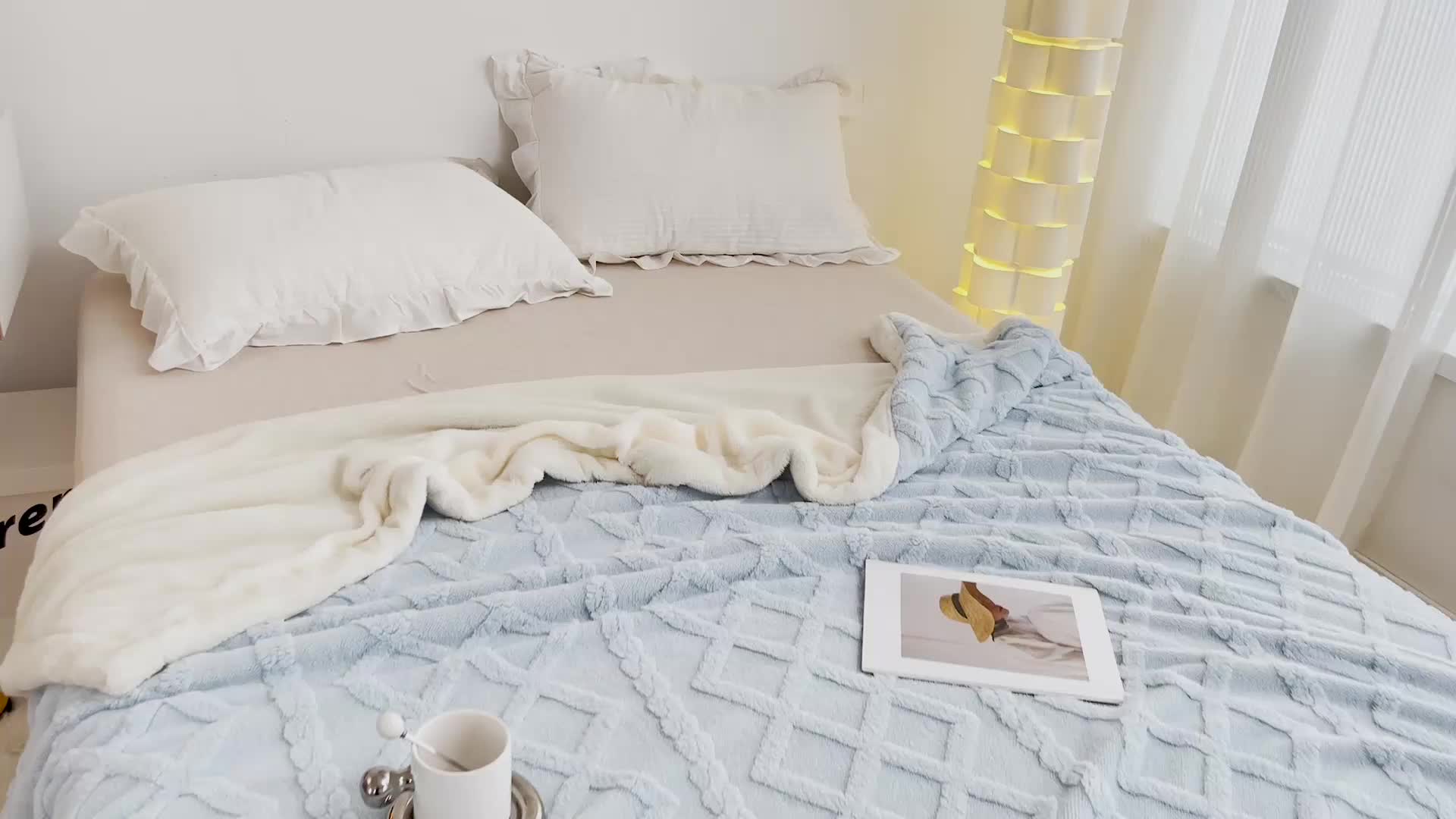 91家纺网 家纺一手货源 找家纺 澳梵 2022新款塔芙绒毛毯【蜜语-心语系列】 菱格-婴儿蓝