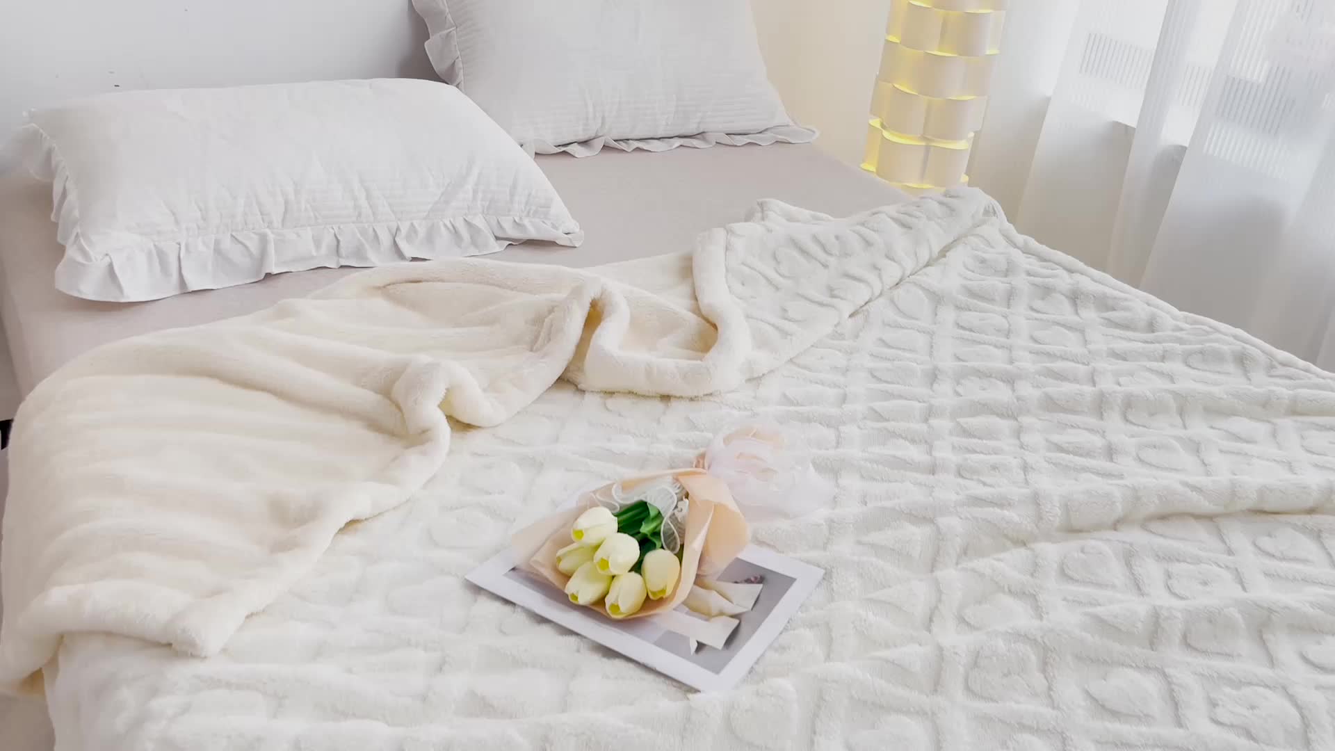 91家纺网 家纺一手货源 找家纺 澳梵 2022新款塔芙绒毛毯【蜜语-心语系列】 蜜语-奶白