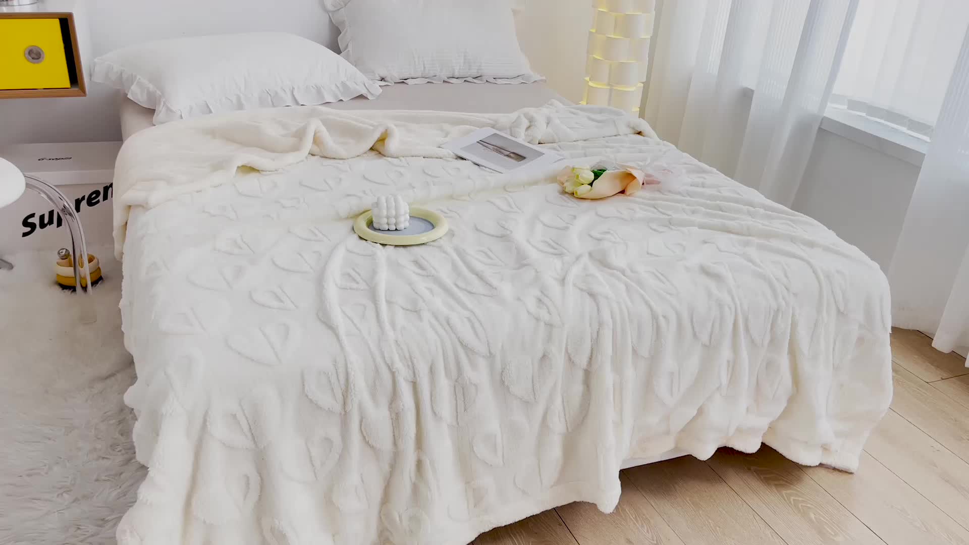 91家纺网 家纺一手货源 找家纺 澳梵 2022新款塔芙绒毛毯【蜜语-心语系列】 心语-奶白