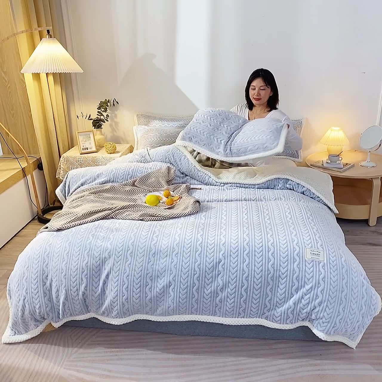 91家纺网 家纺一手货源 找家纺 新月家纺 2022新款雪花绒多功能被套 冷淡灰