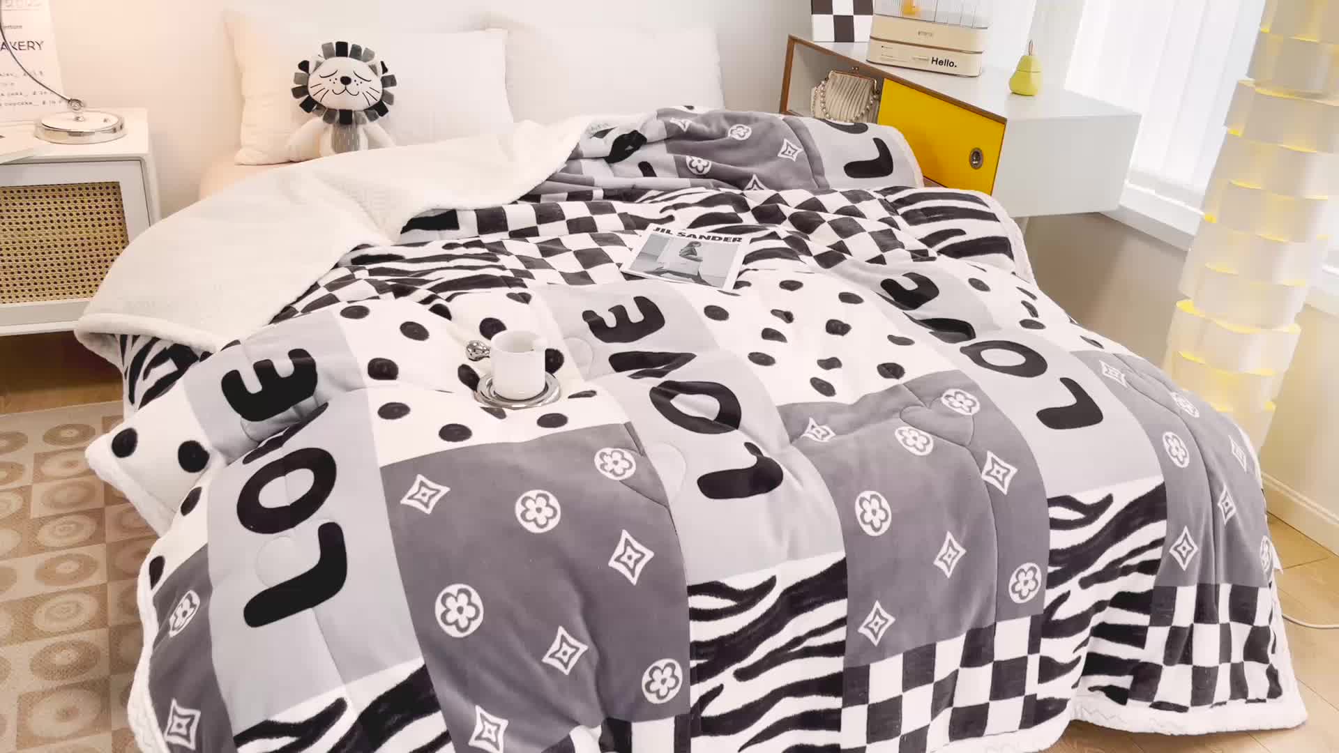 91家纺网 家纺一手货源 找家纺 慕尚 2022爆款牛奶绒贝贝绒夹棉3层加厚毛毯 加厚毯-杜比