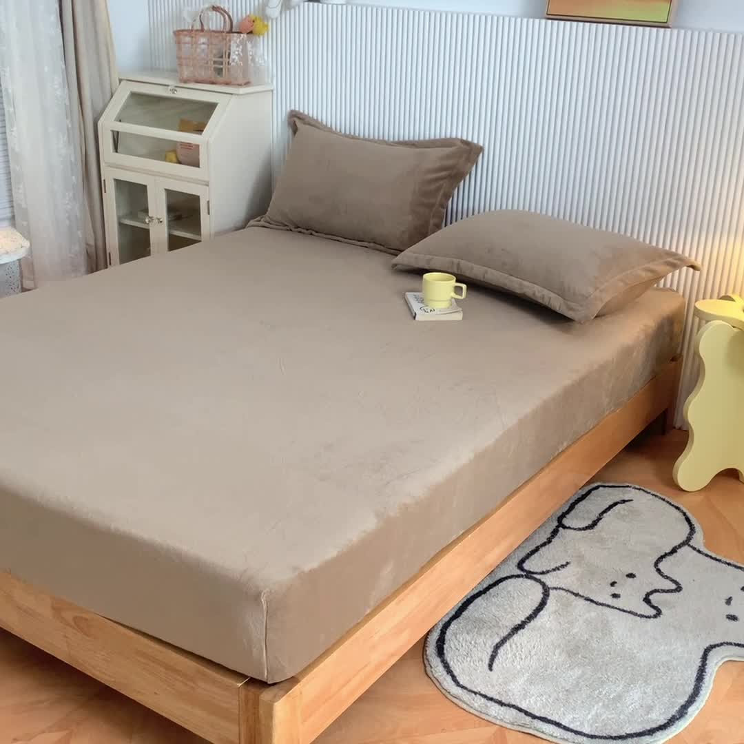 91家纺网 家纺一手货源 找家纺 梦家居 2022新款秋冬新款牛奶绒单床笠 浅咖色