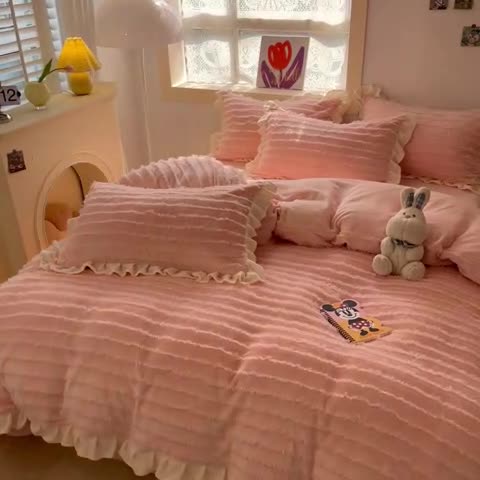 91家纺网 家纺一手货源 找家纺 金爱家 2023新款流苏牛奶绒四件套 流苏-粉色
