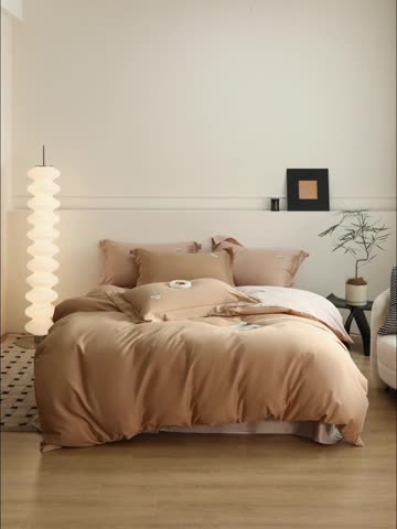 91家纺网 家纺一手货源 找家纺 沐白家纺 2022精梳火山全棉小磨毛纯色系列四件套 耀沙金丨鱼肚白