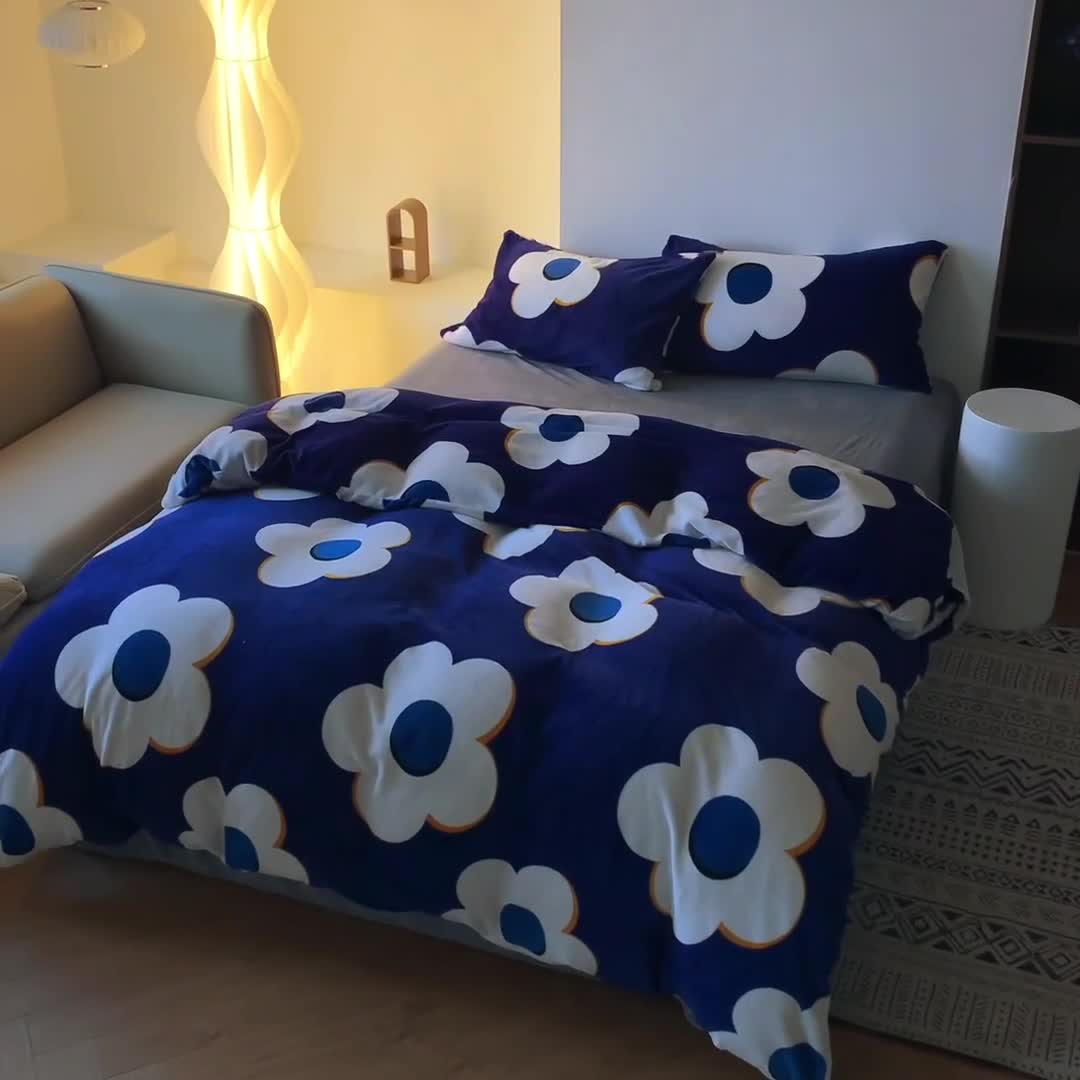 91家纺网 家纺一手货源 找家纺 怡家居 2022秋冬高克重牛奶绒印花四件套 蓝图