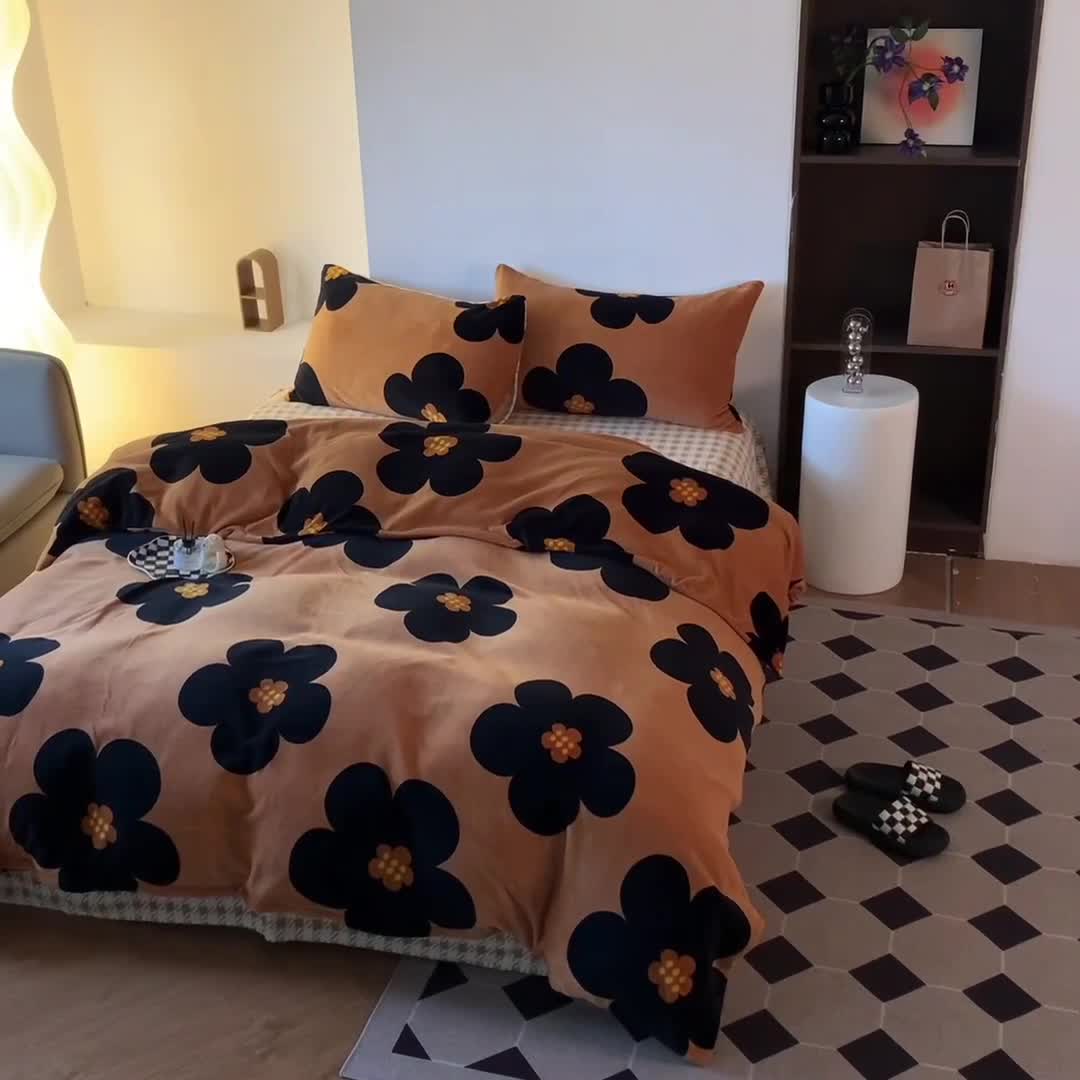 91家纺网 家纺一手货源 找家纺 怡家居 2022秋冬高克重牛奶绒印花四件套 花颜