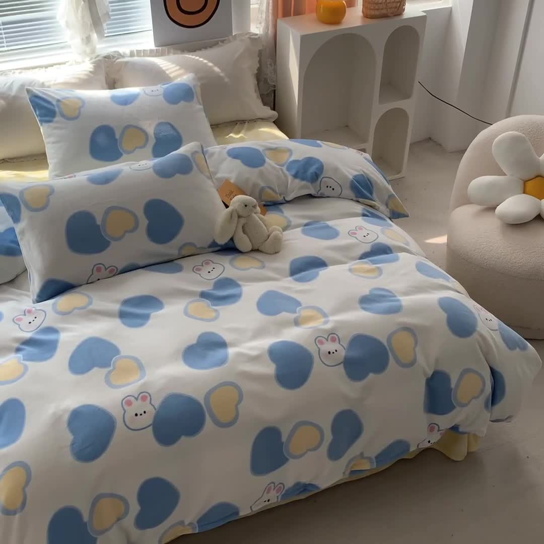 91家纺网 家纺一手货源 找家纺 怡家居 2022秋冬高克重牛奶绒印花四件套 爱心兔