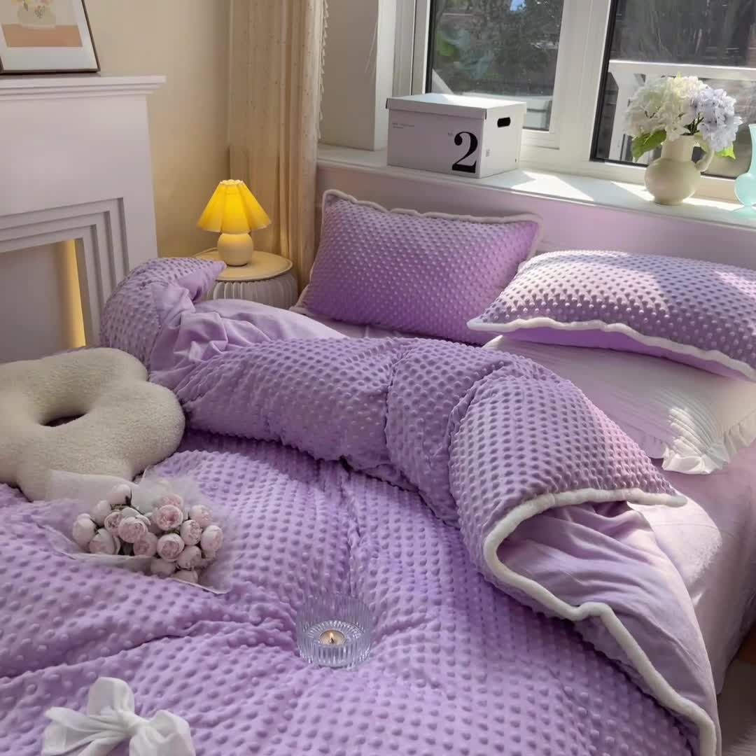 91家纺网 家纺一手货源 找家纺 淑女公社22秋冬新款豆豆绒牛奶绒兔毛花边蝴蝶结款四件套魅力紫