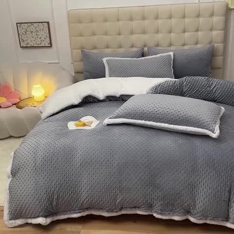 91家纺网 家纺一手货源 找家纺 艾米家居 2022秋冬新款豆豆绒+羊羔绒系列 灰色