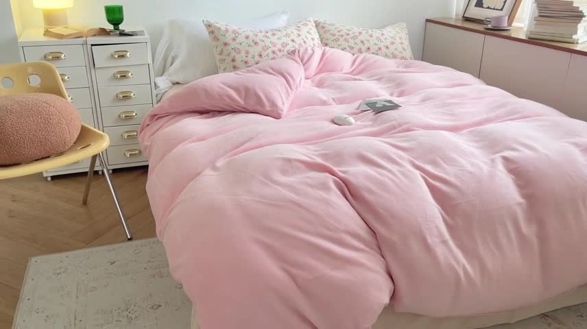 91家纺网 家纺一手货源 找家纺 （总）柚子2022新款ins混搭风牛奶绒小碎花套件