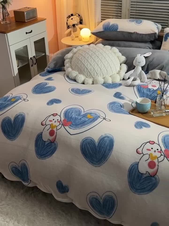 91家纺网 家纺一手货源 找家纺 芃成 2022新款加厚双面牛奶绒印花床品系列-单被套 爱心兔