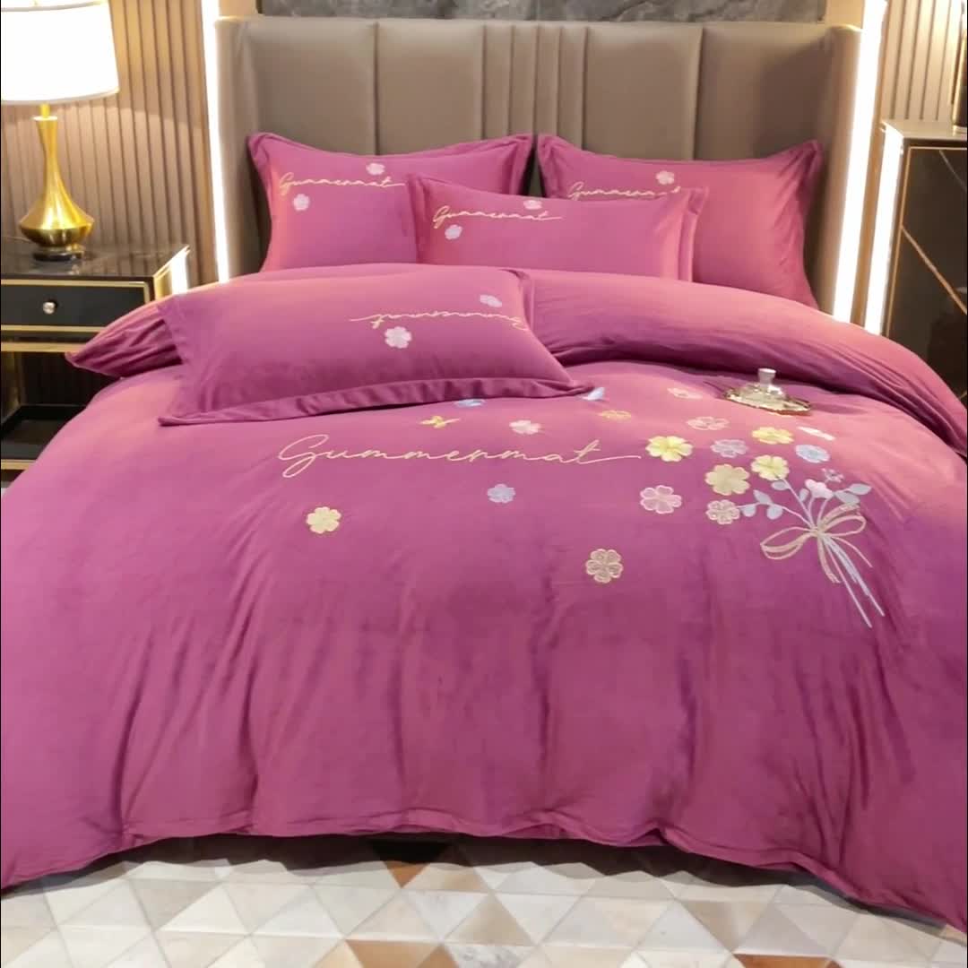 91家纺网 家纺一手货源 找家纺 总金米诺 直播供货纯色水晶牛奶绒四件套小清新床裙式  花之境