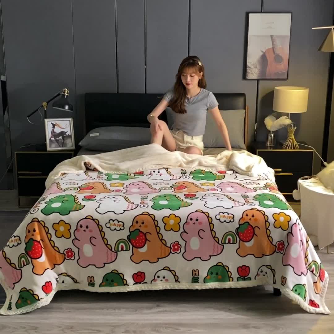 91家纺网 家纺一手货源 找家纺 迷仙巢 2022新款牛奶绒拼北极绒盖毯 小恐龙