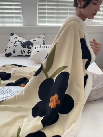 91家纺网 家纺一手货源 找家纺 圆岛家纺 2022秋冬新品牛奶绒羊羔绒毛毯 太阳花