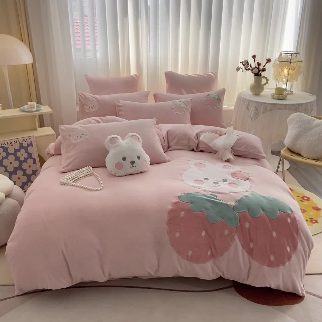 91家纺网 家纺一手货源 找家纺 涵宸2022新款加厚牛奶绒贴布绣系列四件套 牛奶绒-可爱兔