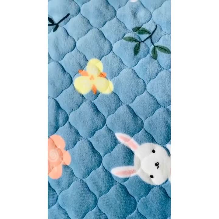 91家纺网 家纺一手货源 找家纺 小虾米 2022新款上下床牛奶绒夹棉床笠 温馨小鹿