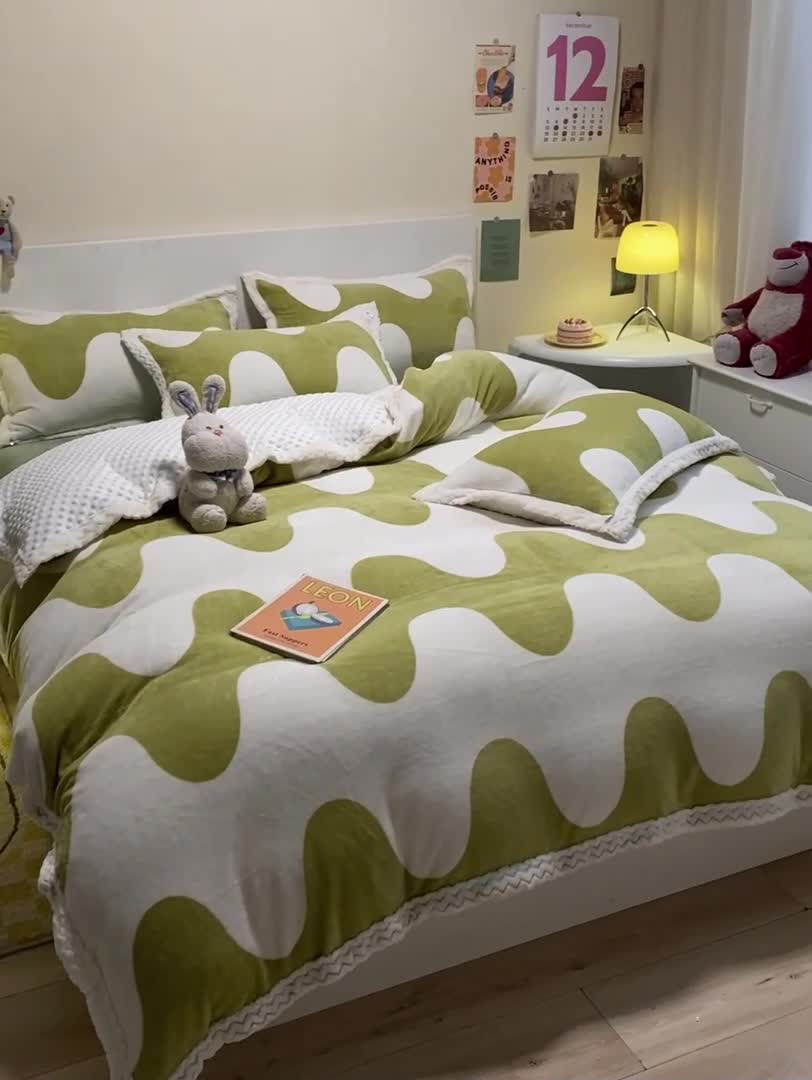 91家纺网 家纺一手货源 找家纺 澳梵 2022新款牛奶绒豆豆绒四件套 维拉-绿色