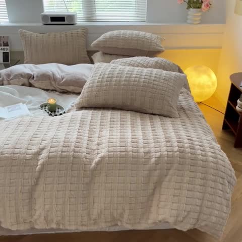 91家纺网 家纺一手货源 找家纺 金爱家 2023新款全消光牛奶绒獭兔毛绒四件套 兔毛绒-奶咖