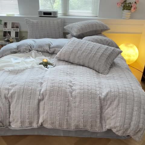 91家纺网 家纺一手货源 找家纺 金爱家 2023新款全消光牛奶绒獭兔毛绒四件套 兔毛绒-典雅灰