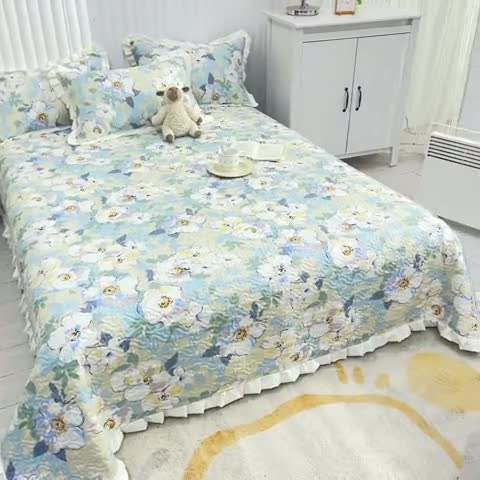 91家纺网 家纺一手货源 找家纺 绵庭 2022新款全棉花边款床盖三件套 花浅