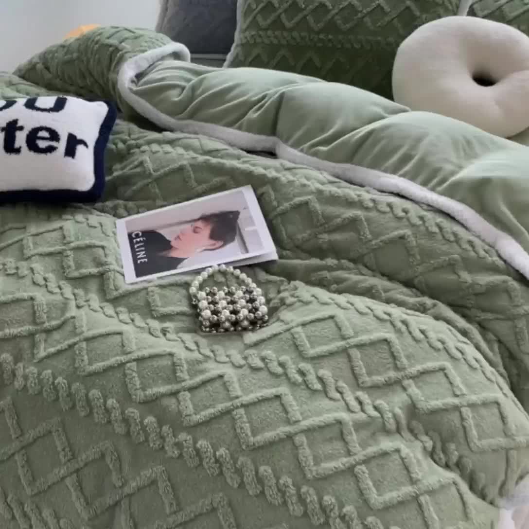 91家纺网 家纺一手货源 找家纺 （总）贝拉梦 2023新款高克重塔芙绒纯色素色牛奶绒四件套