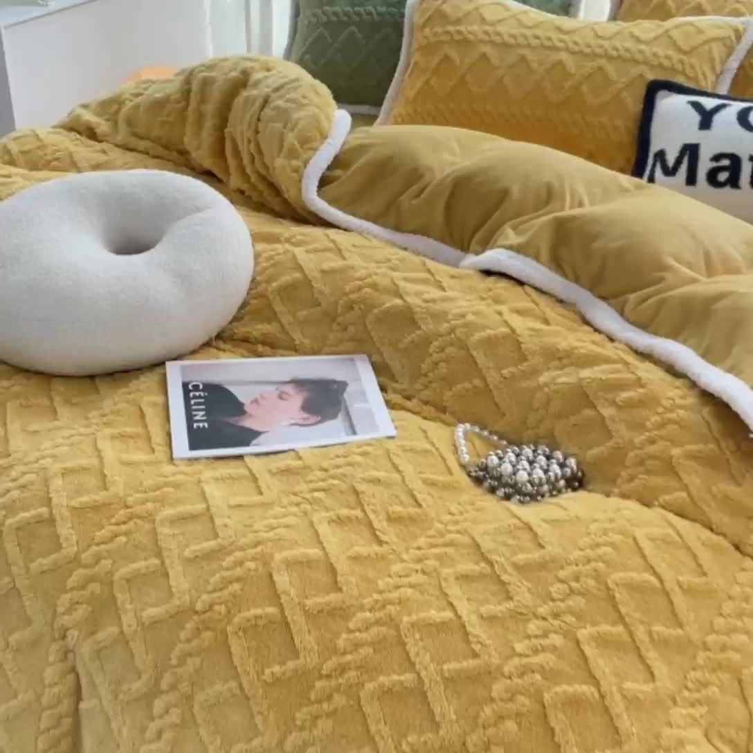 91家纺网 家纺一手货源 找家纺 贝拉梦 2023款高克重塔芙绒纯色素色牛奶绒四件套 塔芙姜黄