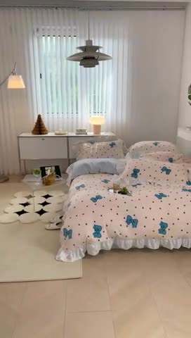 91家纺网 家纺一手货源 找家纺 昔可 2022新款花边牛奶绒四件套 蓝波点蝴蝶结