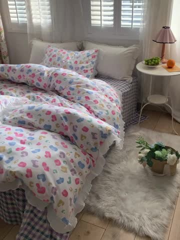 91家纺网 家纺一手货源 找家纺 怡家居 2022新款秋冬棉加牛奶绒韩式花边款四件套 豹纹紫