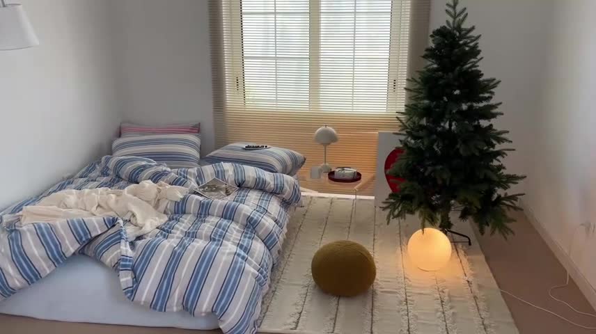 91家纺网 家纺一手货源 找家纺 昔可 2022新款简约条纹系列牛奶绒四件套 蓝竖条