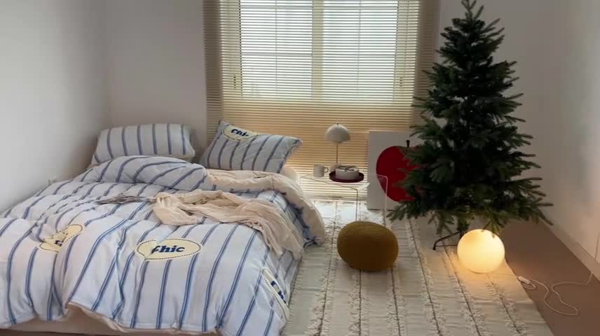 91家纺网 家纺一手货源 找家纺 昔可 2022新款简约条纹系列牛奶绒四件套 chic条纹蓝