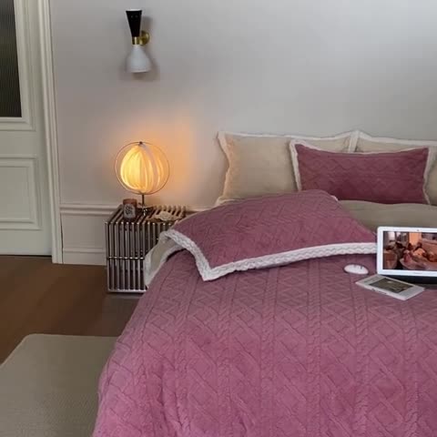 91家纺网 家纺一手货源 找家纺 梦柏2022新款阳离子提花绒四件套 提花绒-豆沙色