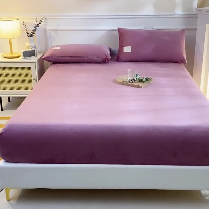 91家纺网 家纺一手货源 找家纺 2025啊雅家居新款牛奶绒全包床笠 豆沙