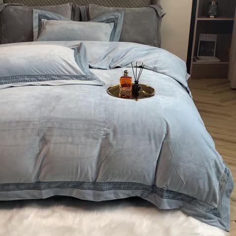 91家纺网 家纺一手货源 找家纺 榻尚 新款新款婴儿绒牛奶绒纯色镂空高端绒四件套 月光绿