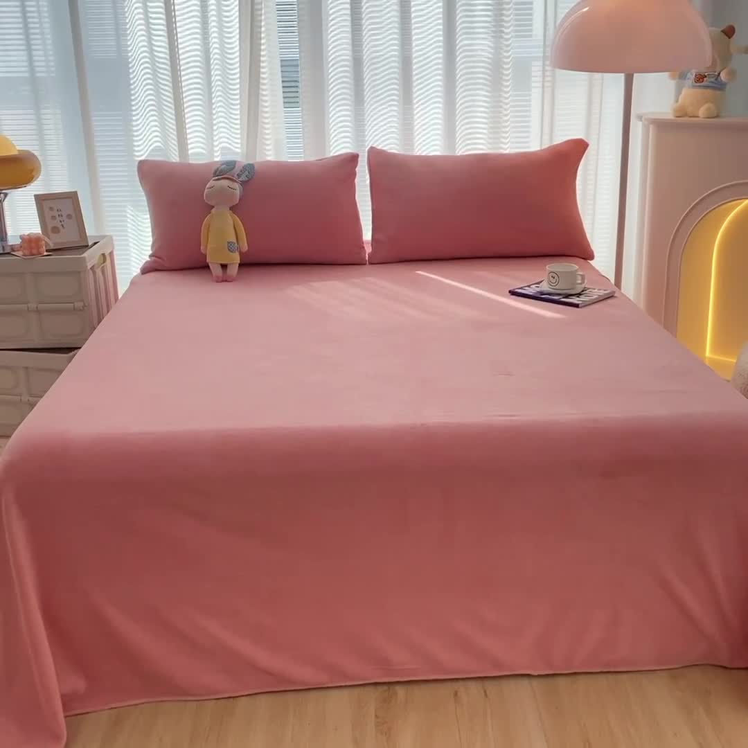 91家纺网 家纺一手货源 找家纺 雨帆家纺 2022新款牛奶绒单品床单系列 少女粉