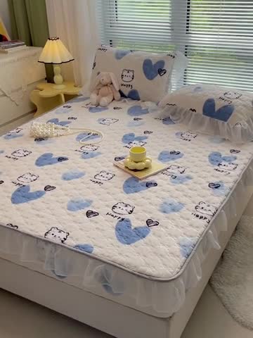 91家纺网 家纺一手货源 找家纺 安哆啦 2022新款绗缝加厚磨毛夹棉花边牛奶绒床笠 蓝色爱心虎