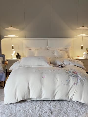 91家纺网 家纺一手货源 找家纺 宅家居 2023新款蒂娜系列加厚牛奶绒刺绣四件套 蒂娜-奶白