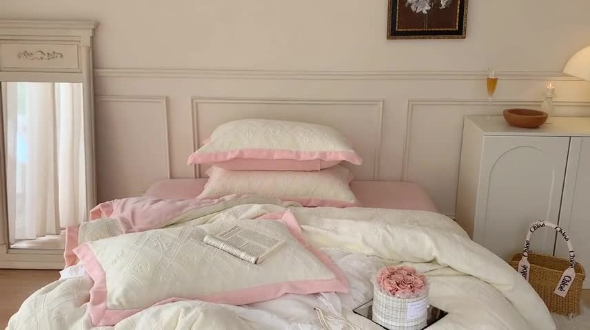 91家纺网 家纺一手货源 找家纺 圆岛 2022新款四色入3D雕花牛奶绒保暖四件套 风格一 蜜粉