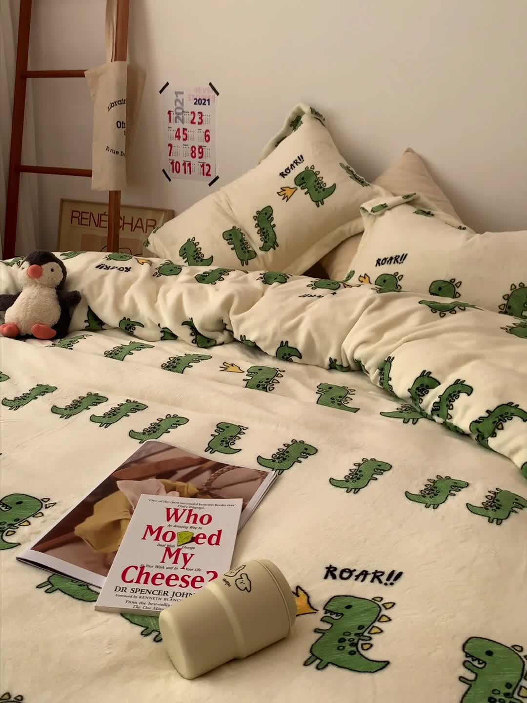 91家纺网 家纺一手货源 找家纺 时年 2022新款全消光牛奶绒印花四件套 小恐龙