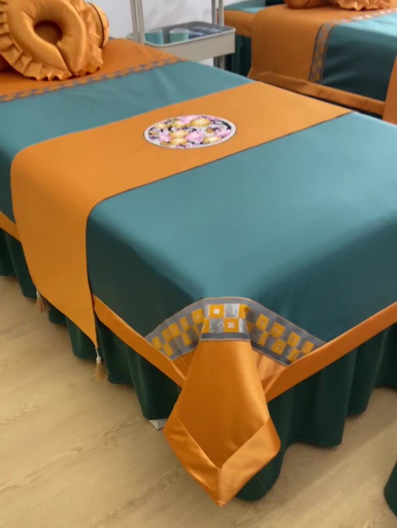 91家纺网 家纺一手货源 找家纺 不打烊家纺2022新款欧洲尼美容床罩系列套件—盛夏光年孔雀蓝