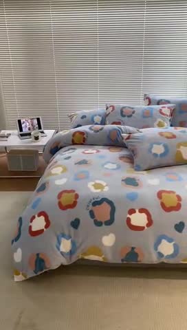 91家纺网 家纺一手货源 找家纺 棉眠 2022新款卡通牛奶绒四件套 彩心-灰