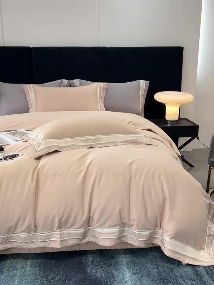 91家纺网 家纺一手货源 找家纺 榻尚 秋冬新款纯棉抗菌轻磨毛刺绣四件套 伊卡芙-香槟