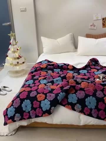 91家纺网 家纺一手货源 找家纺 萝莉 2023新款立体羊毛绒毯 提花紫色