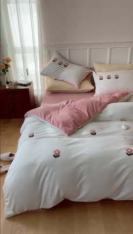 91家纺网 家纺一手货源 找家纺 时年 2022新款牛奶绒毛巾绣四件套 花香