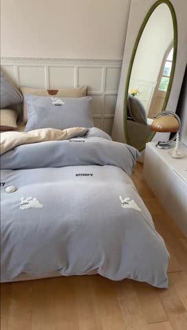 91家纺网 家纺一手货源 找家纺 时年 2022新款牛奶绒毛巾绣四件套 邦尼兔-灰