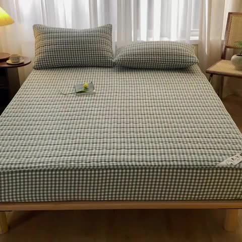 91家纺网 家纺一手货源 找家纺 雪云美新款A类新疆棉花床笠 全棉水洗棉夹棉床笠单  绿小格