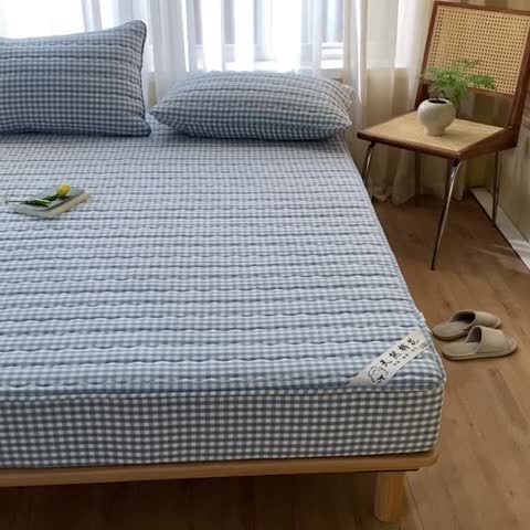 91家纺网 家纺一手货源 找家纺 雪云美新款A类新疆棉花床笠 全棉水洗棉夹棉床笠单  蓝小格